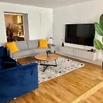 Appartement Cozy Voyage - Stylish 135m2 For Up To 9 People In Kudamm