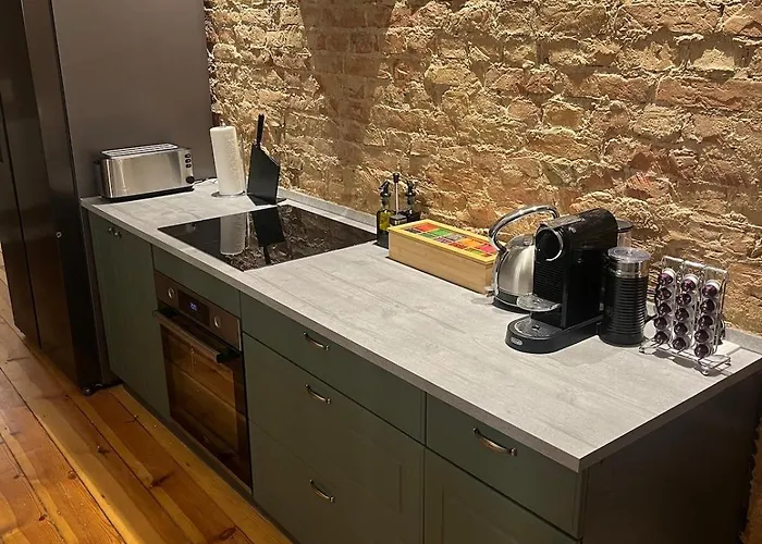 Cozy Voyage - Stylish 135m2 For Up To 9 People In Kudamm Berlín